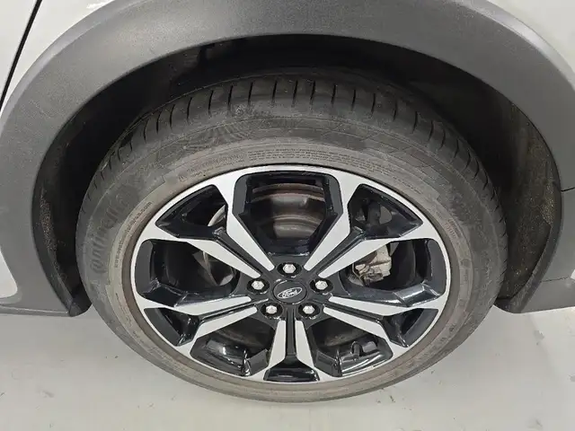 Ford Focus view 11