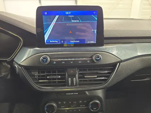 Ford Focus view 14