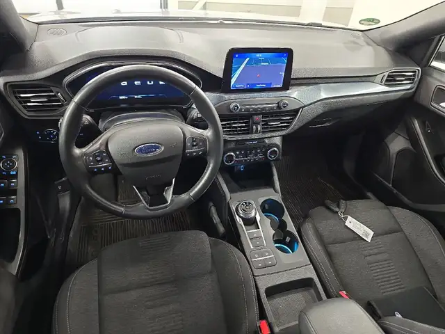 Ford Focus view 6
