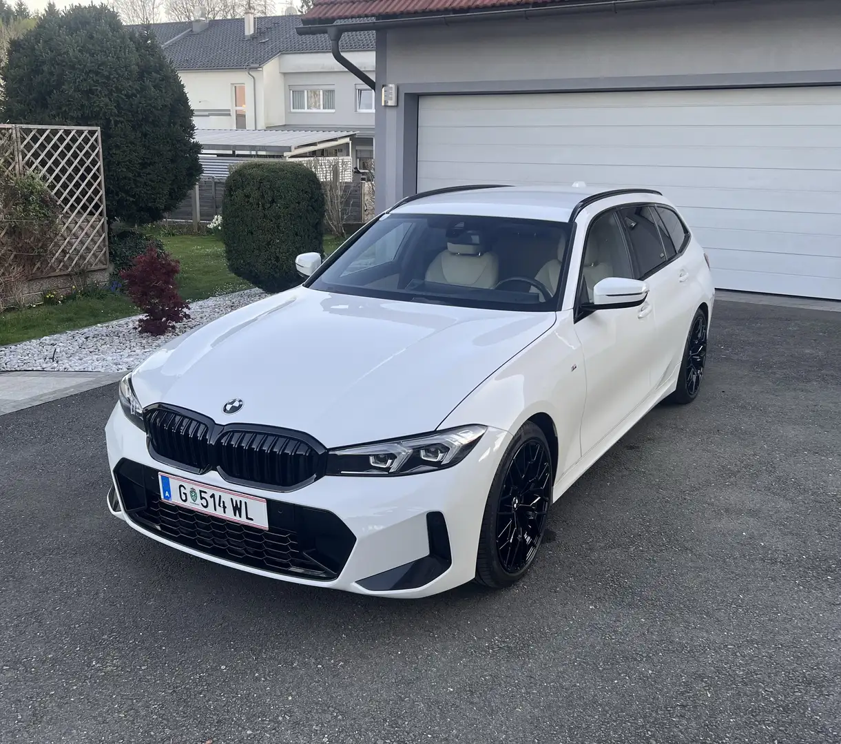 BMW 318 BMW 3er-Reihe G21 LCI M-Sport Touring Mild Hybrid - 2