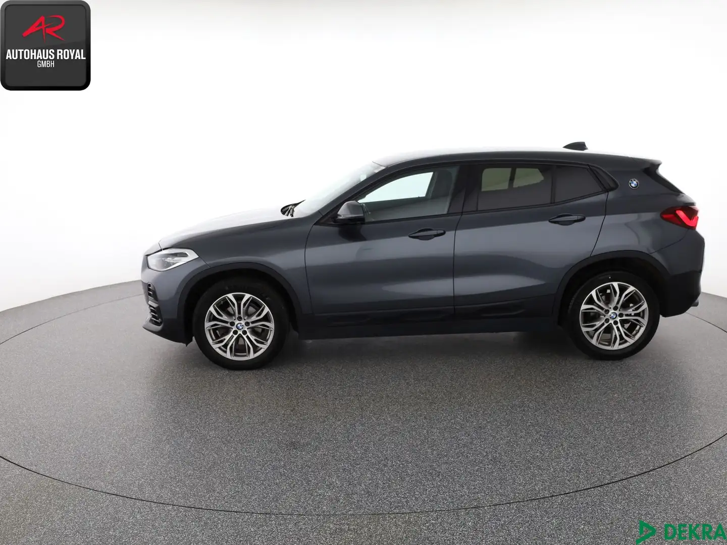 BMW X2 X2 sDrive18d ADVANTAGE SHADOW KAMERA,SPORTSITZE Grau - 2