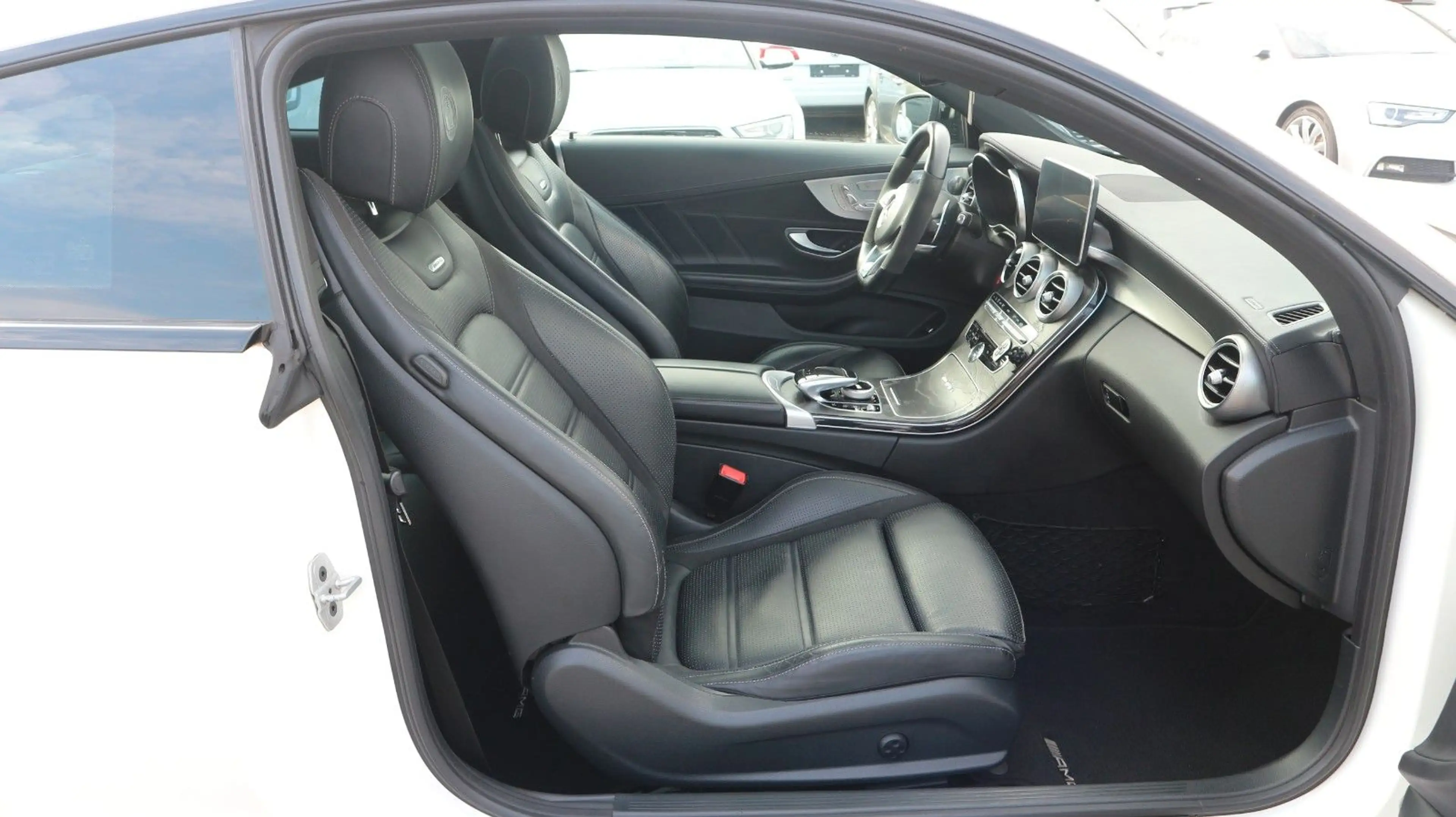Mercedes-Benz C 63 AMG C Coupe C 63 S AMG*Ambiente*Pano*360°*Night*LED — photo 11