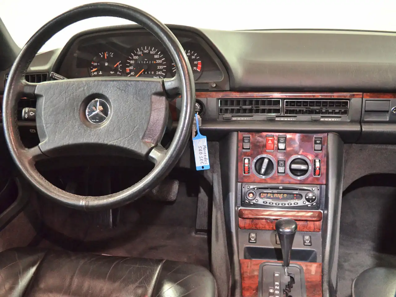 Mercedes-Benz 560 SEC *dt.Fzg Classic-Data 2+ Scheckheft*, foto 12