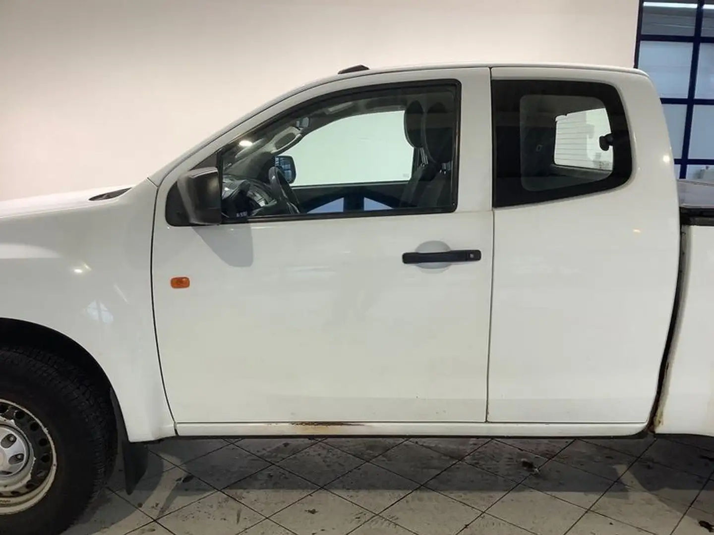 Isuzu D-Max D-Max 4x2 Single CabBasis Blanco - 2