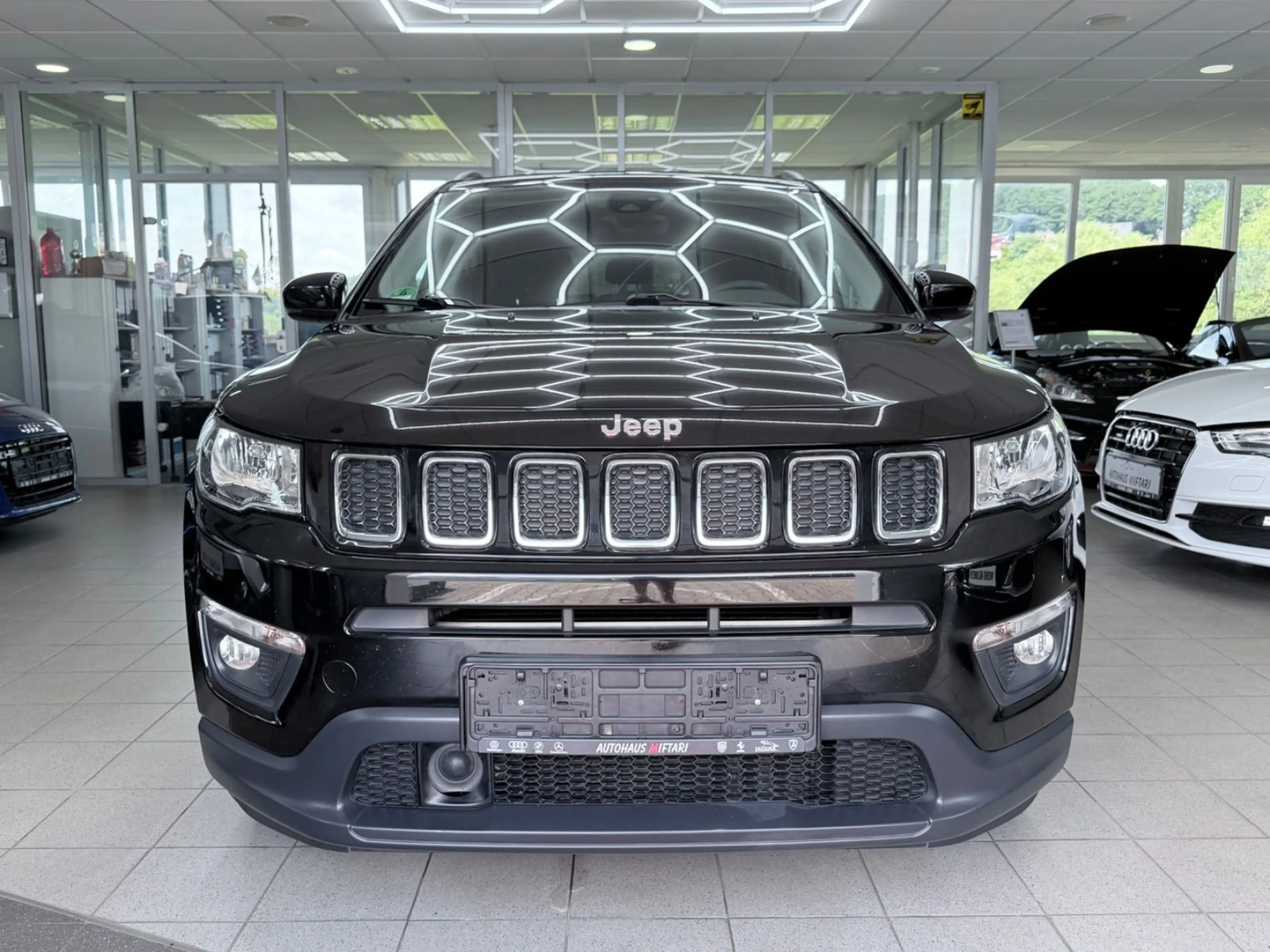Jeep Compass Longitude KAMERA PDC AHK DAB TOUCH NAVI — photo 4