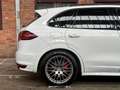 Porsche Cayenne GTS 4.8 V8 Wit - thumbnail 13