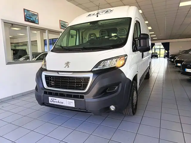 Peugeot Boxer 335 2.0 Bhdi 130cv L3H2 Comfort