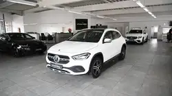 Mercedes-Benz GLA 200 *PANO*KAMERA*TOP*SERVICE NEU