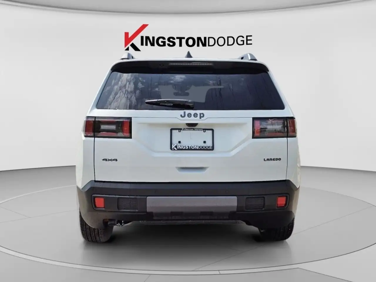 Jeep Cherokee снимка Jeep Cherokee