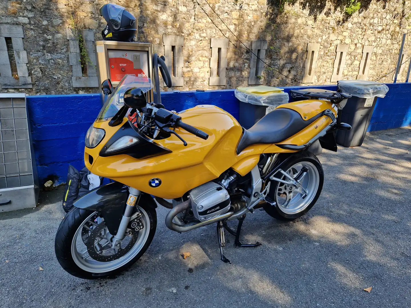 BMW R 1100 S Jaune - 1