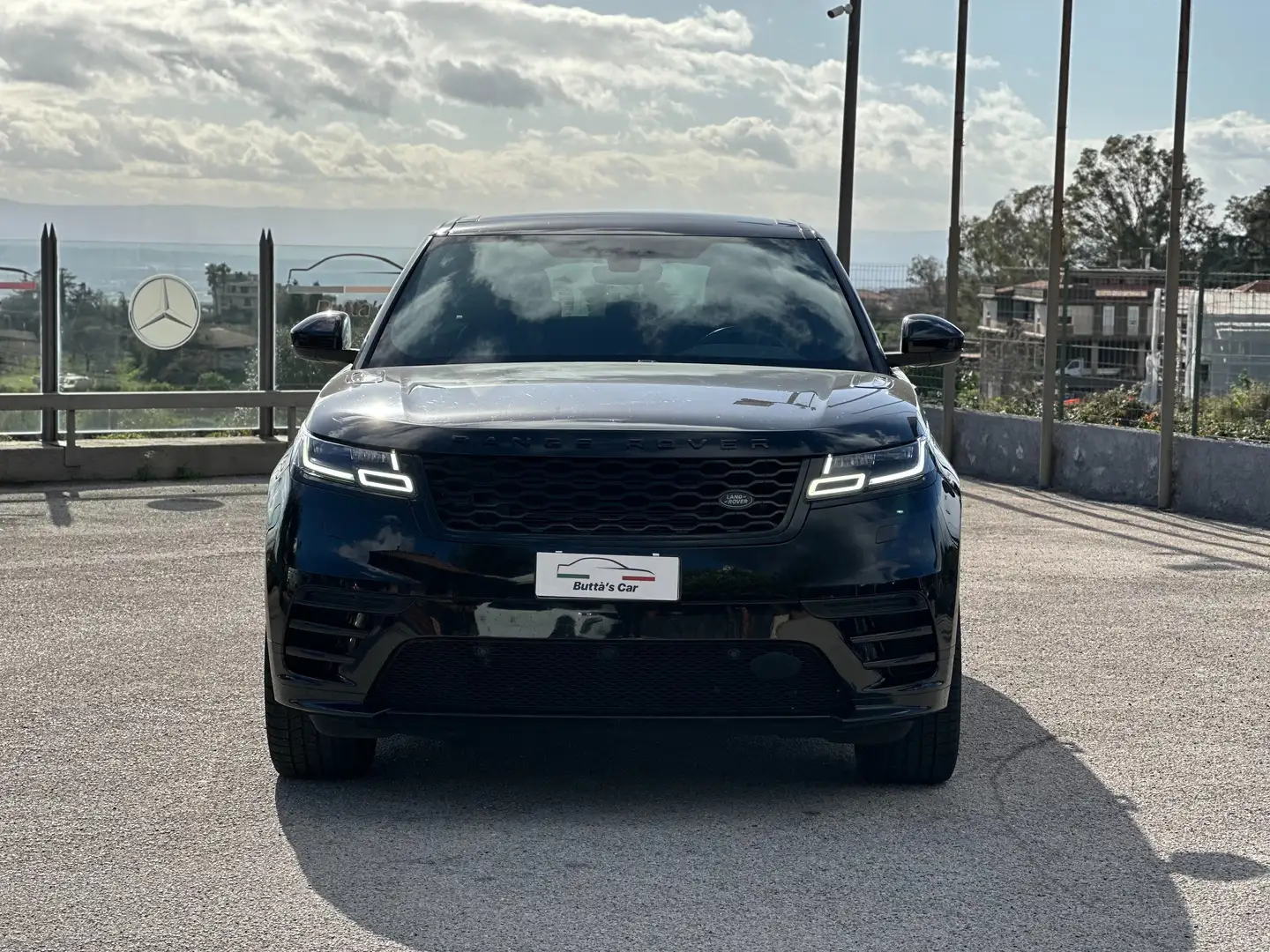Land Rover Range Rover Velar Range Rover Velar 2019 2.0d i4 R-Dynamic HSE 240cv Noir - 2