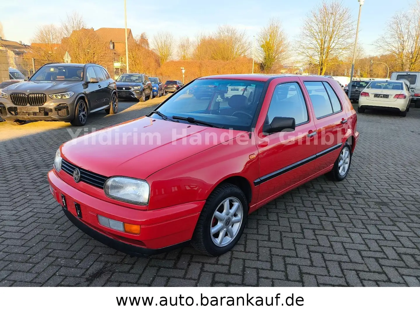 Volkswagen Golf 3,OPA AUTO,3 HAND,SCHIEBEDACH Rot - 1