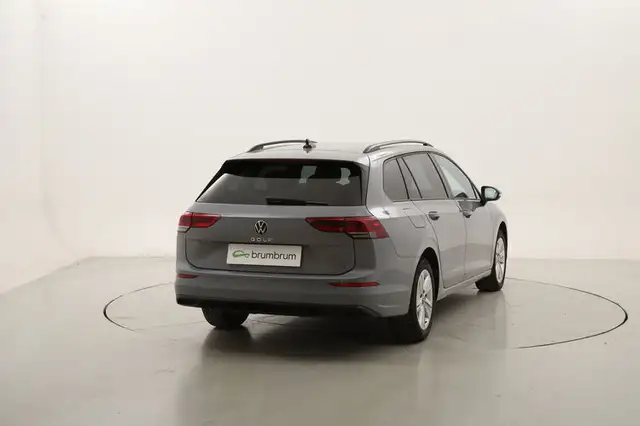 Volkswagen Golf view 5