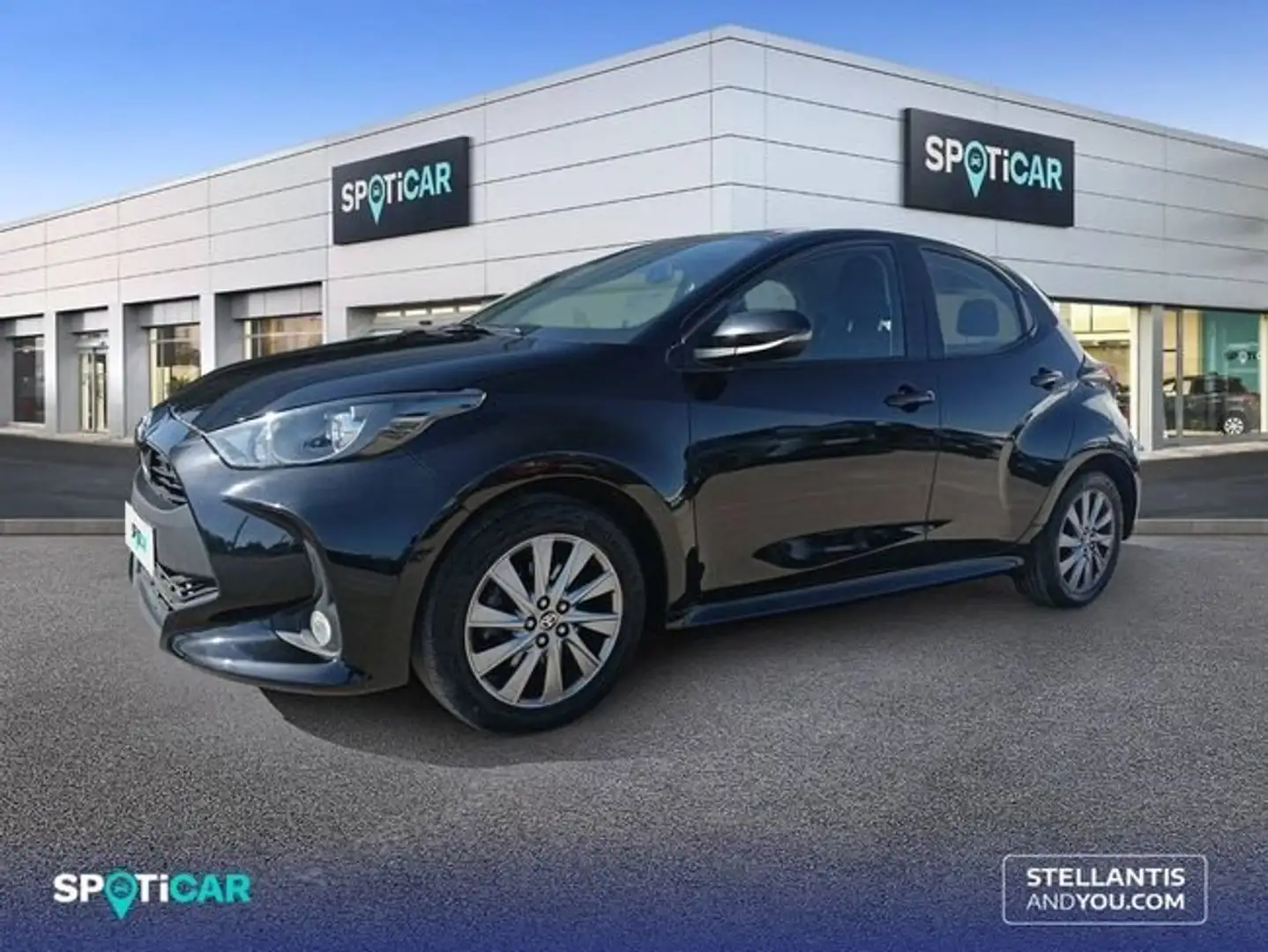 Toyota Yaris 120H 1.5 Active Tech Negro - 1
