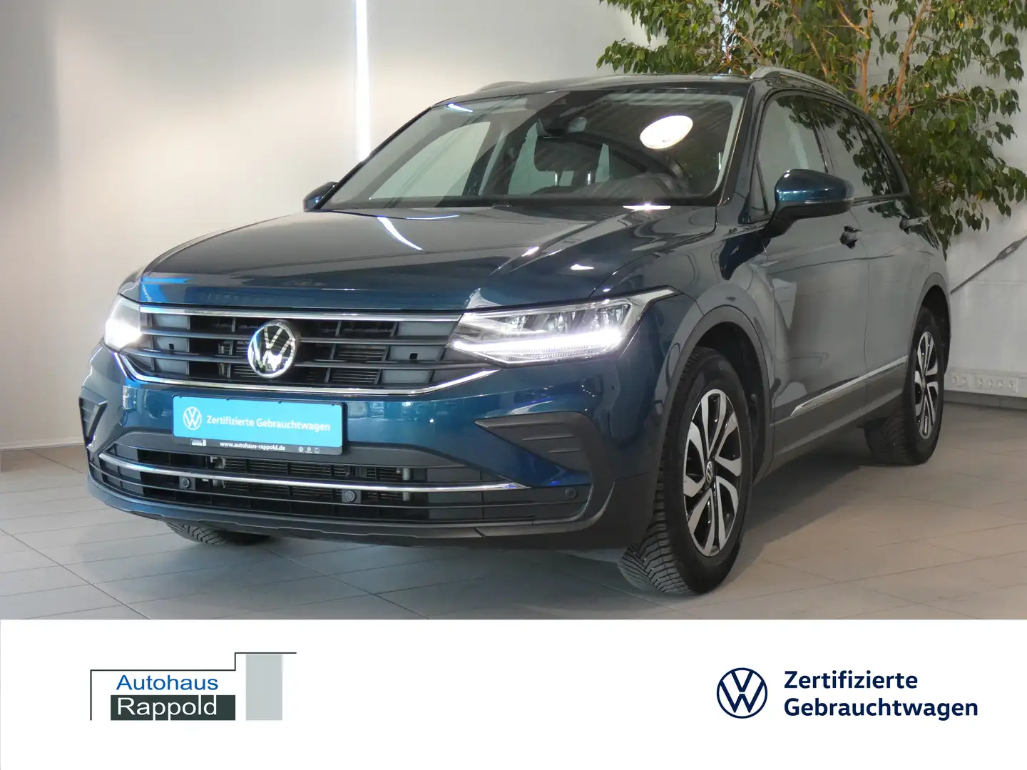 Volkswagen Tiguan 1.5 TSI Active DSG AHK el. Heckklappe NAVI Blau - 1