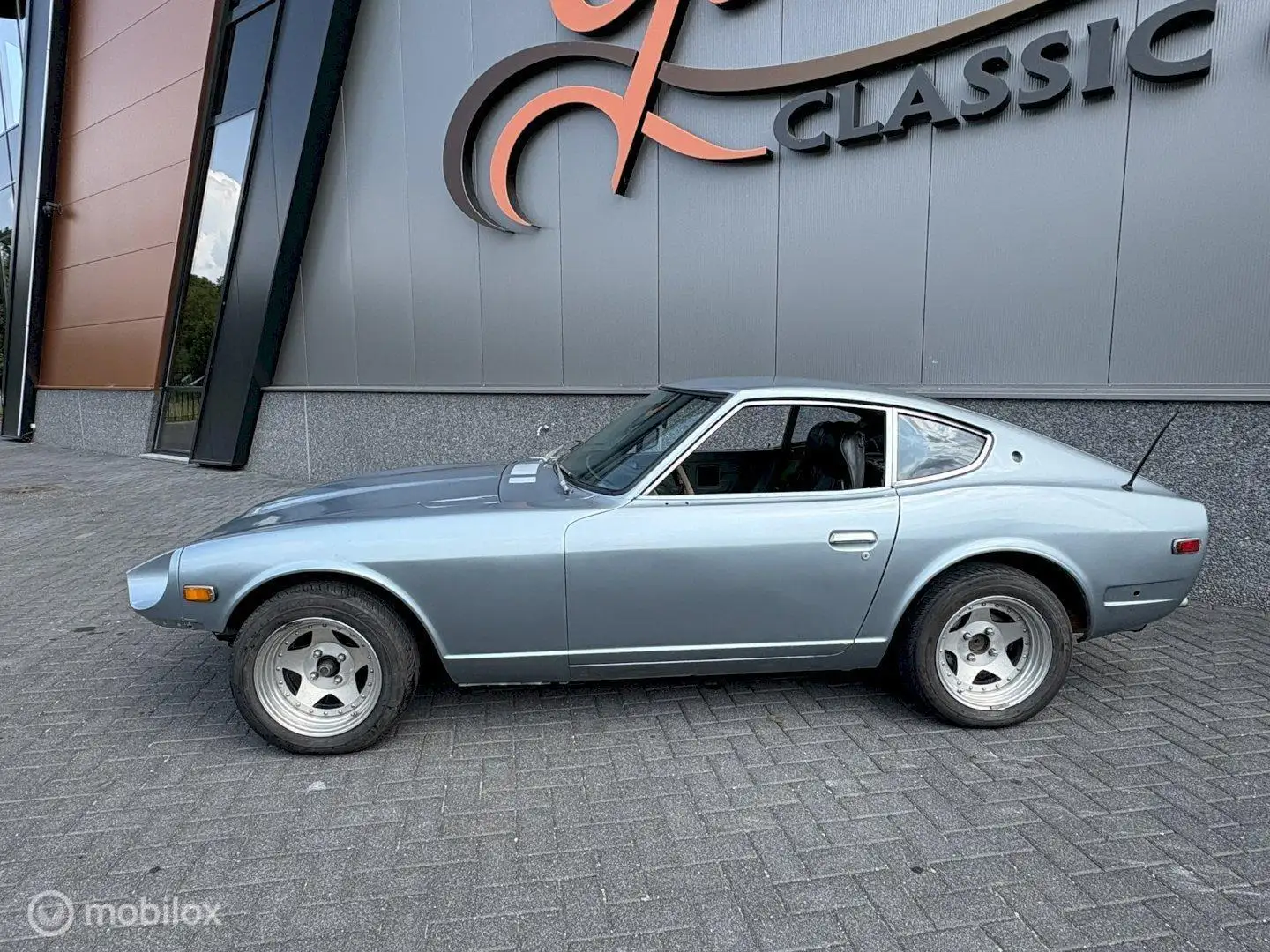 Nissan Datsun 240Z Blau - 2