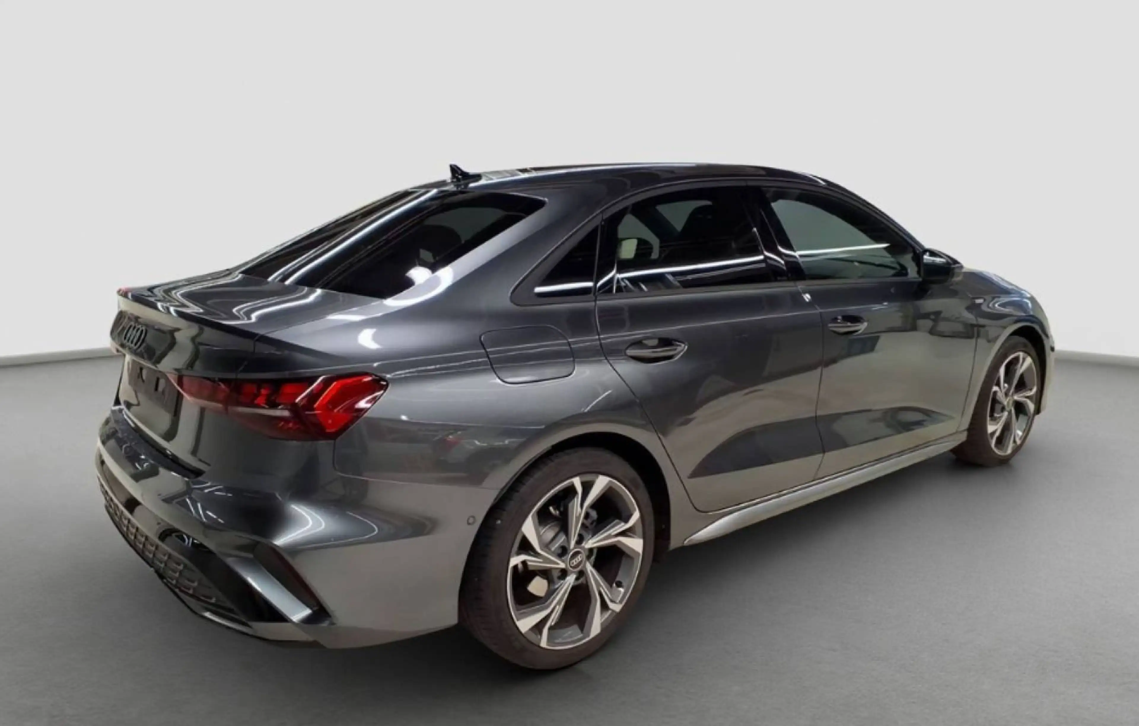 Audi A3 S line TFSI 85 kW S tronic — photo 3