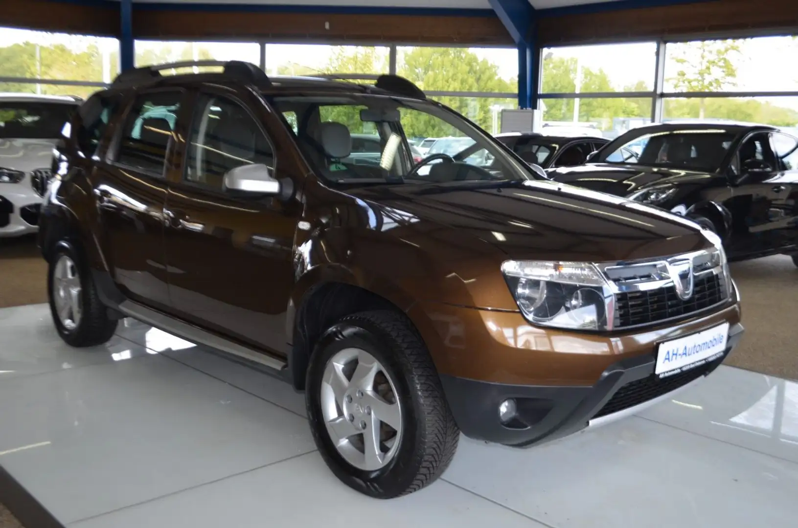 Dacia Duster I Prestige 4x4 LEDER / KLIMA / 1.HAND Braun - 2