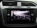 Volkswagen Tiguan 1.5 TSI ACT Comfortline Business R-Line | TREKHAAK Gris - thumbnail 24
