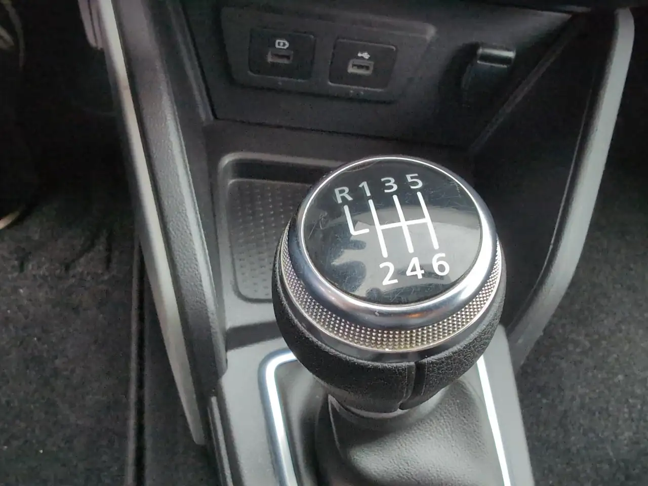 Renault Duster Prestige TCe 130 2WD PDC Navi Klima Sitzheizung, миниатюра 23