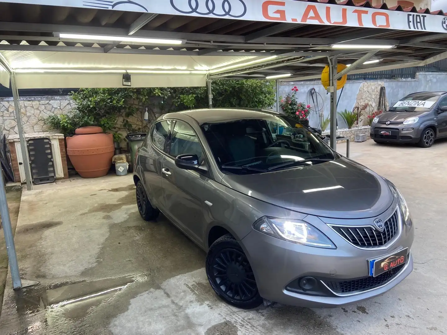 Lancia Ypsilon 1.0 firefly hybrid Gold s&s 70cv 5p.ti - 2