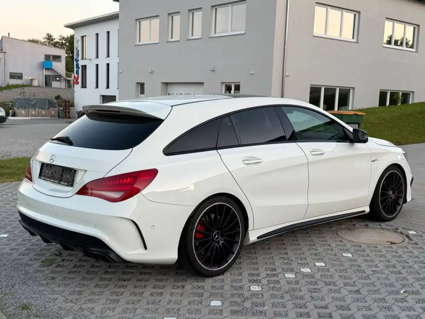 Mercedes-Benz CLA 45 AMG 45 AMG 381ch 4Matic Speedshift DCT Blanco - 2