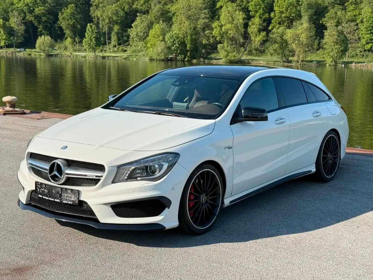 Mercedes-Benz CLA 45 AMG 45 AMG 381ch 4Matic Speedshift DCT Blanco - 1