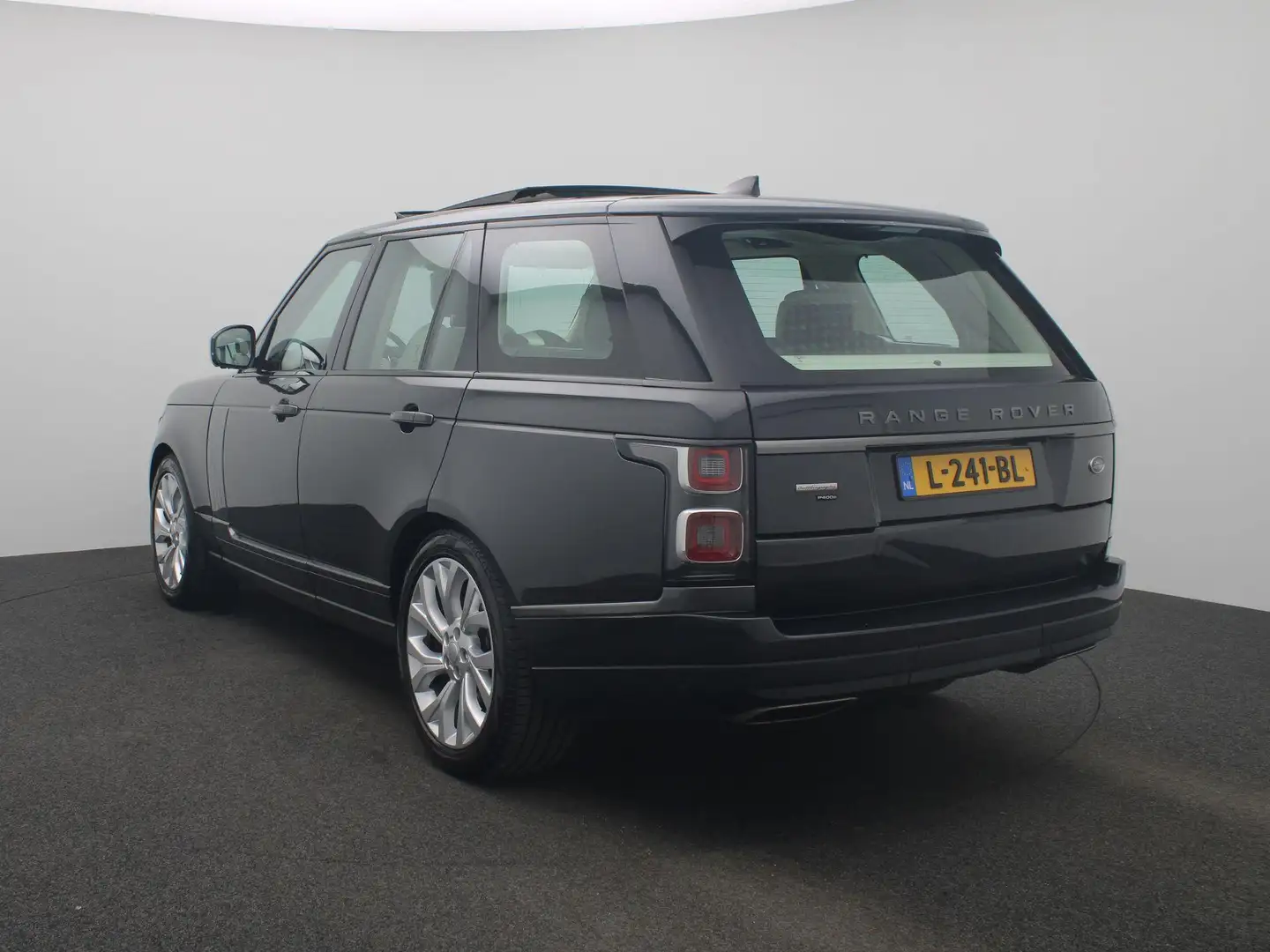 Land Rover Range Rover P400e Autobiography | 1e Eigenaar | Luchtvering | Grijs - 2