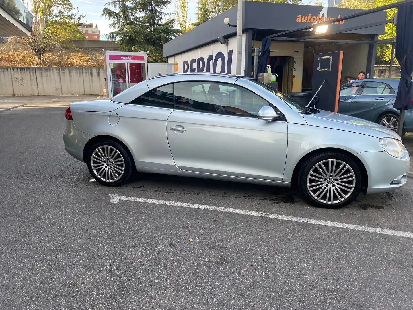 Volkswagen Eos 2.0 TFSI Individual - 2