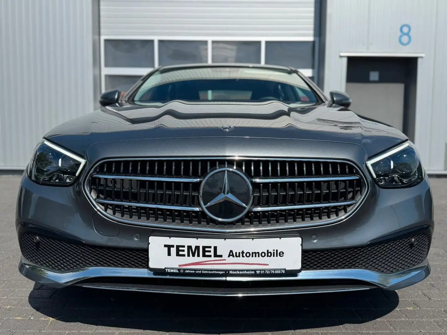 Mercedes-Benz E 200 d AVANTGARDE Widescreen Multibeam LED KAME Grau - 2