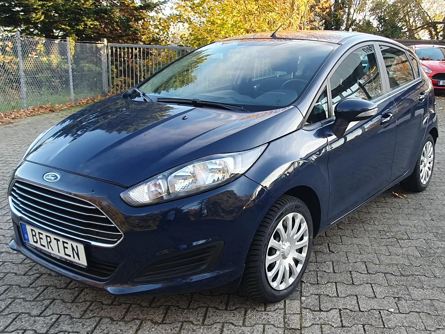 Ford Fiesta Trend, 5-T, Klimaautom., Zahnriemen erneuert!! Bleu - 1
