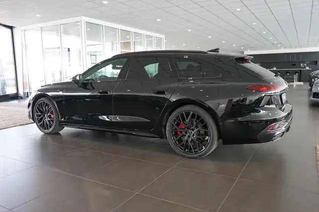 Audi A6 view 2