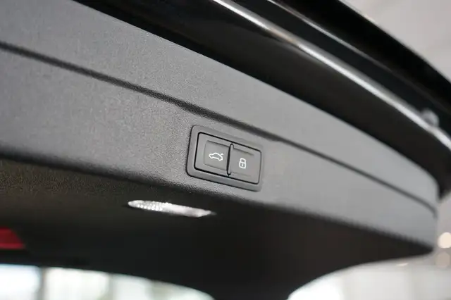 Audi A6 view 10