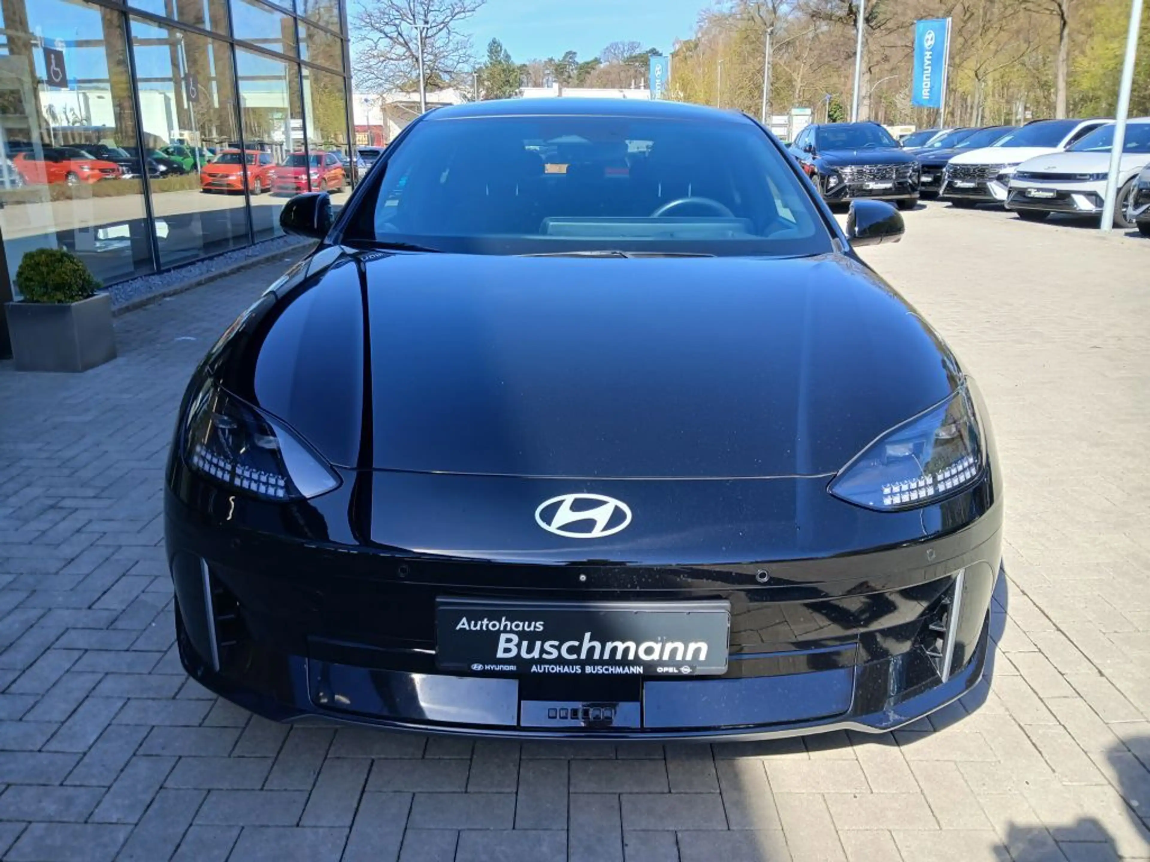 Hyundai IONIQ 6 77,4 kWh 4WD Techniq +AHK+SCHIEBEDACH+ — photo 3