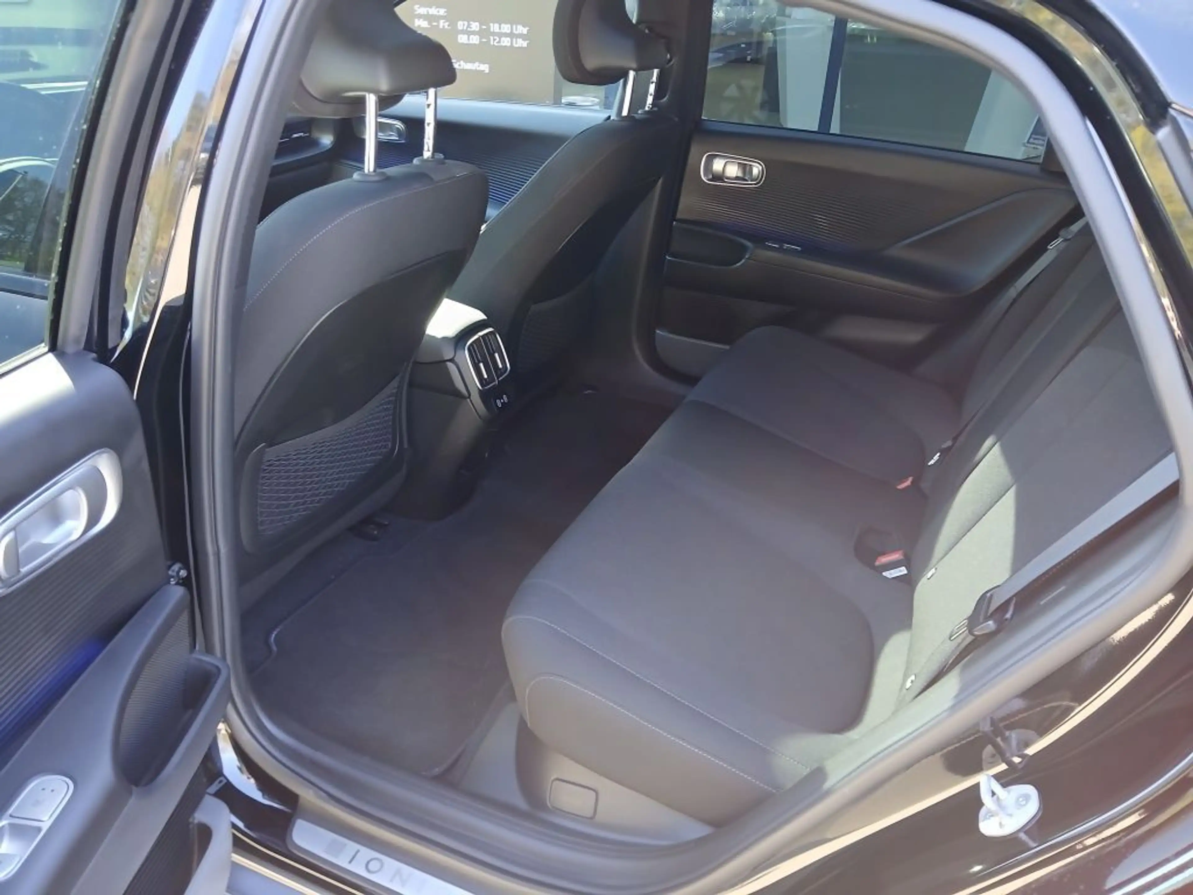 Hyundai IONIQ 6 77,4 kWh 4WD Techniq +AHK+SCHIEBEDACH+ — photo 13