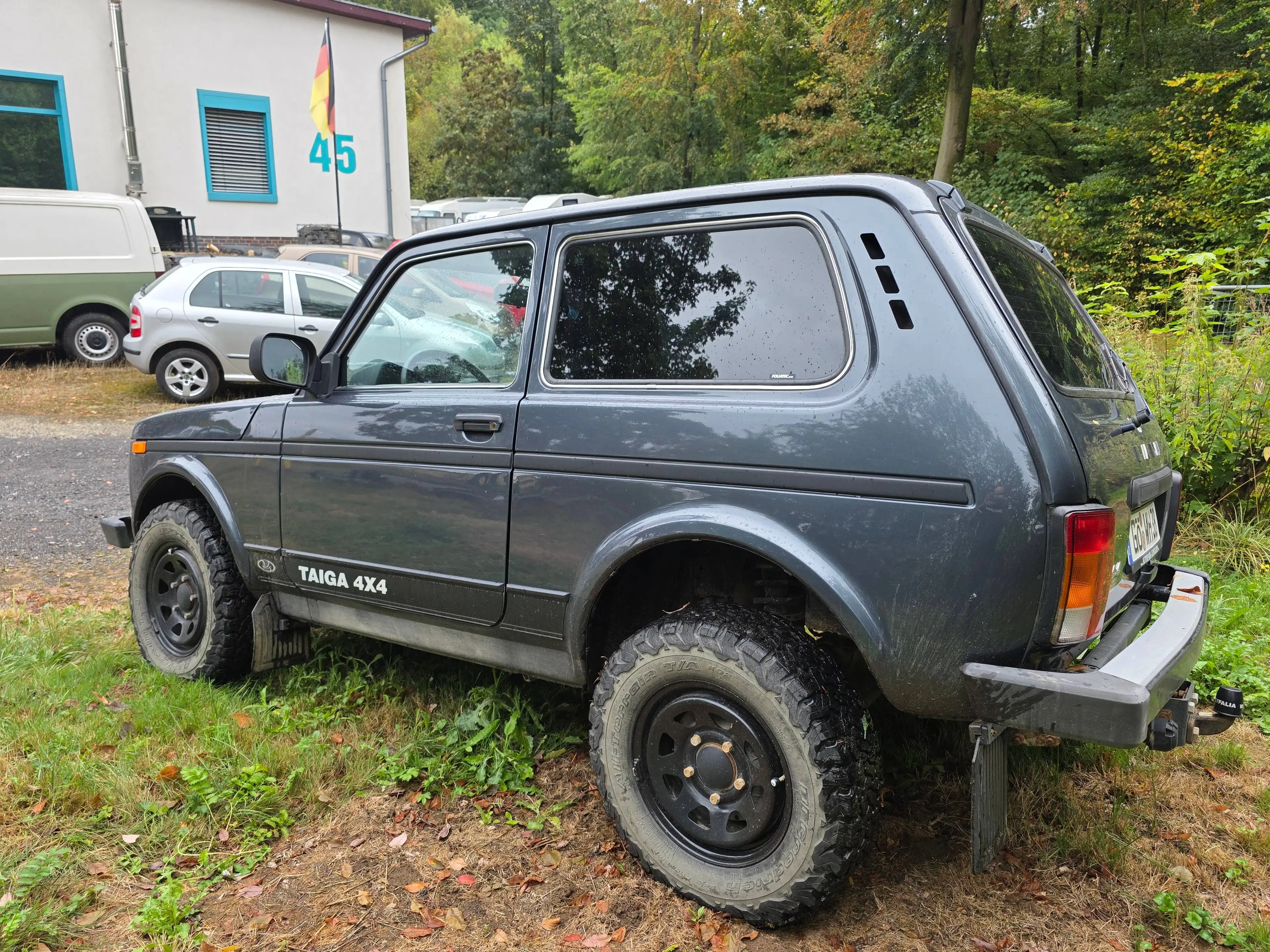 Lada Taiga 4x4, AHK, DOTZ, gepflegt, wenig km — photo 3