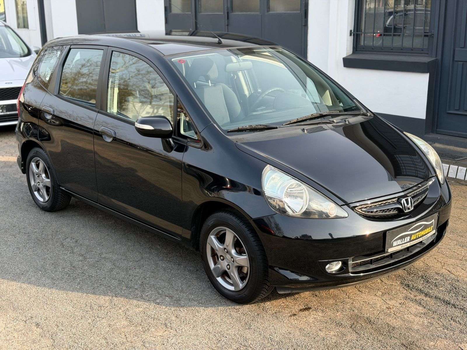 Second hand Honda Jazz 1.3