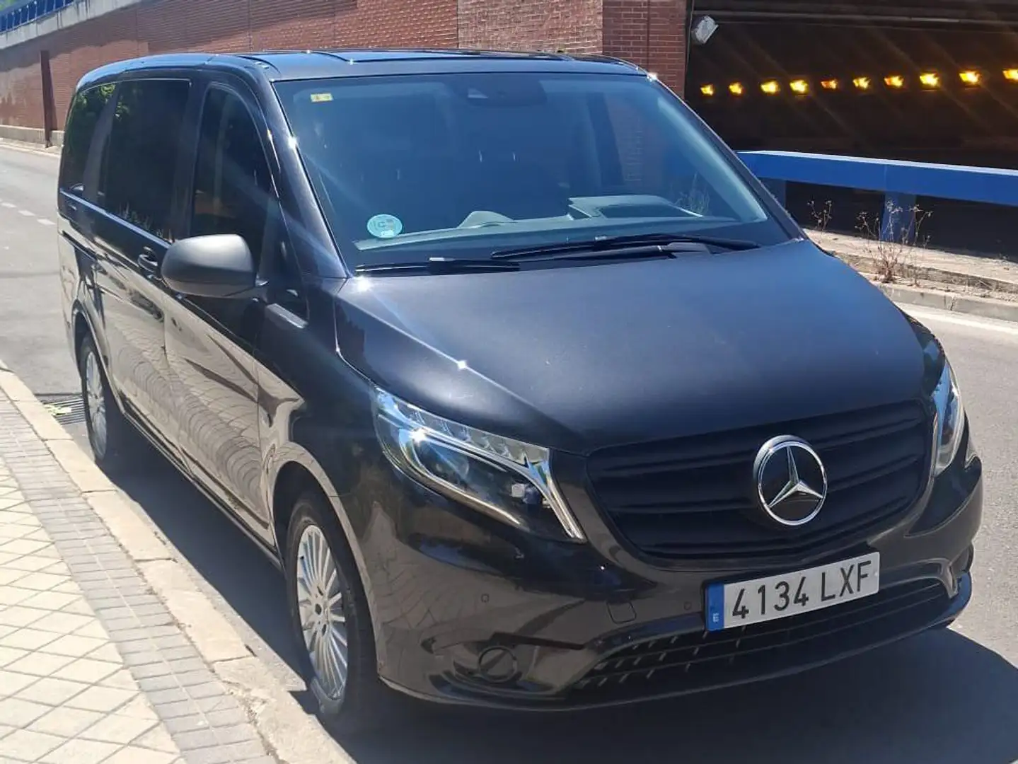 Mercedes-Benz Vito Vito 116 CDI Larga 9G-Tronic Gris - 1