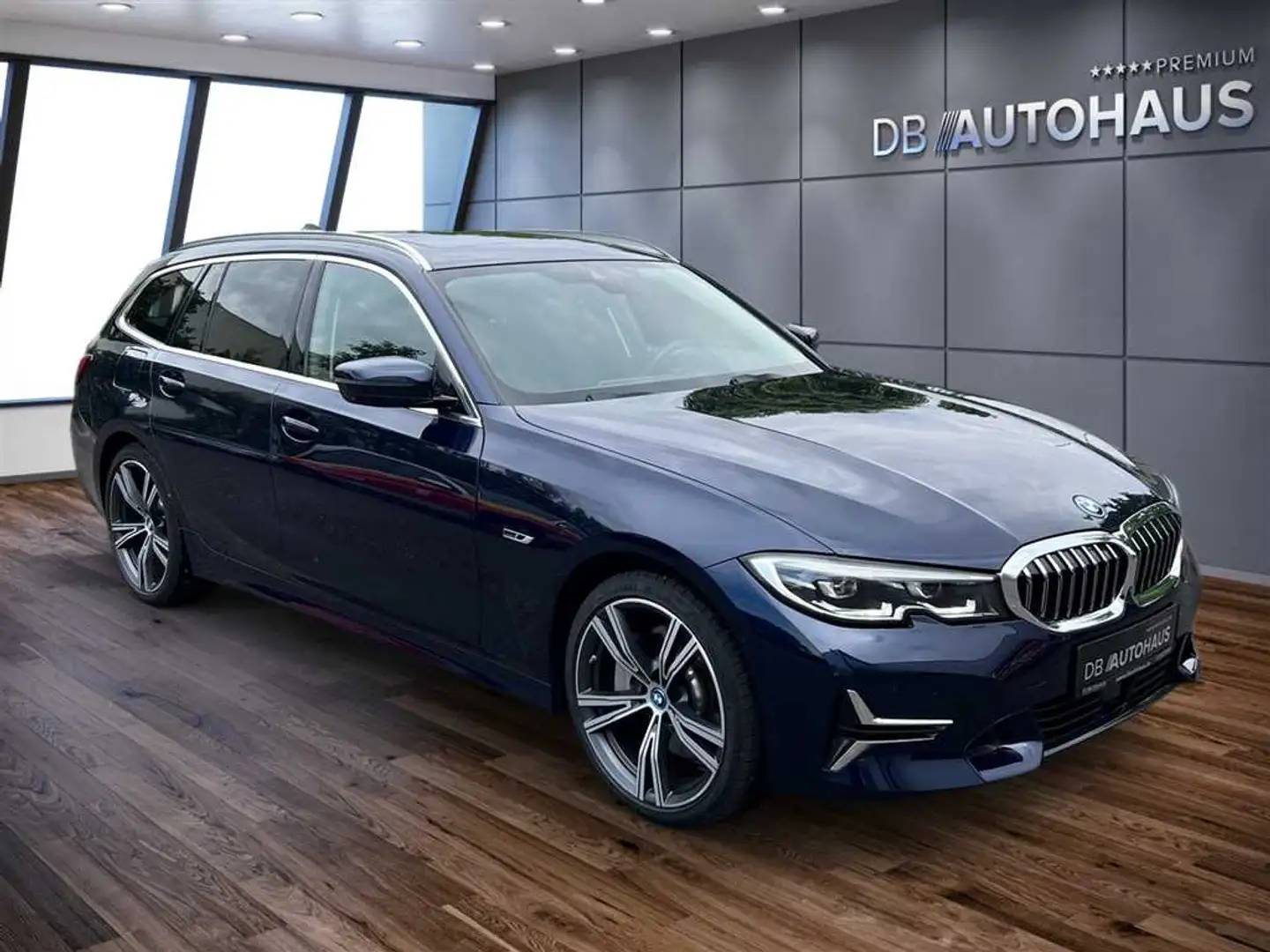 BMW 330 e Touring Luxury Line Steptronic Bleu - 2