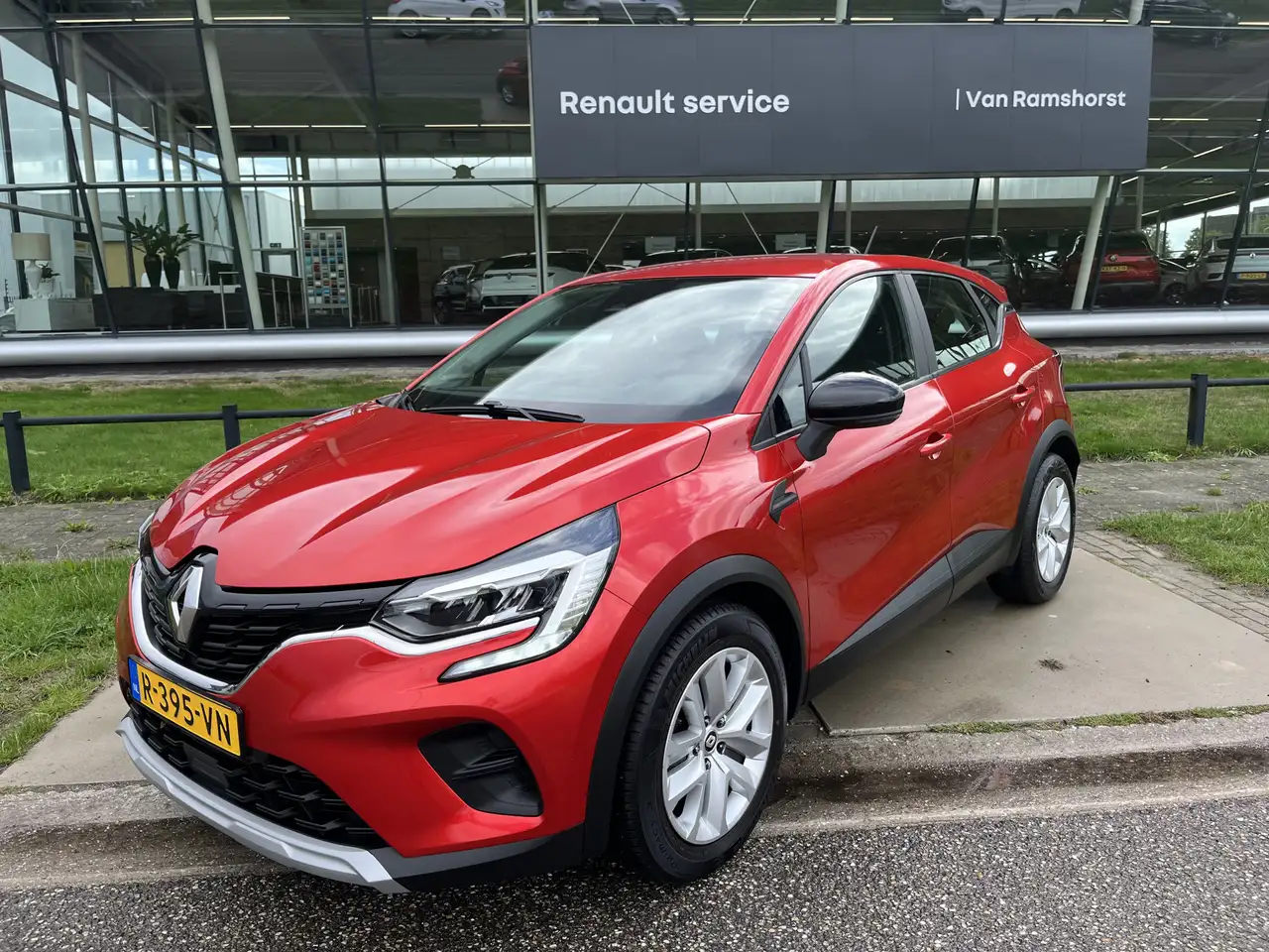 Renault Captur 1.0 TCe / Keyless / Parkeerhulp A /Stoelverw. / Ap