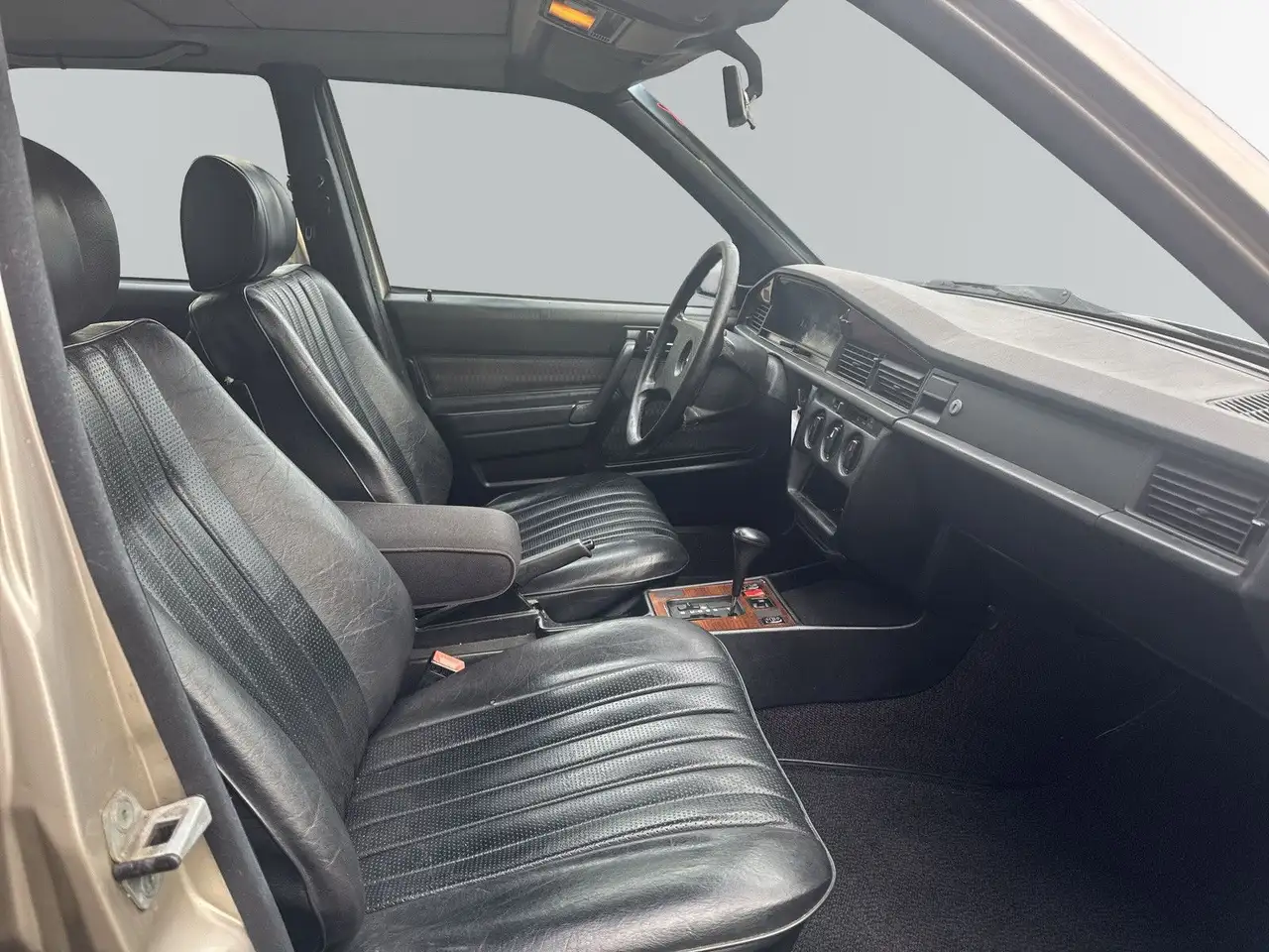 Mercedes-Benz 190 E W201 2.3 *AUTOMATIK*LEDER*SCHIEBEDACH, foto 11
