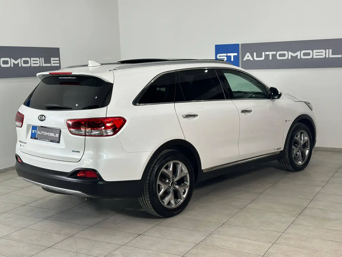 Kia Sorento Sorento 2,2 CRDi AWD Platin Aut. Platin // PANORAMADACHH // Weiß - 2