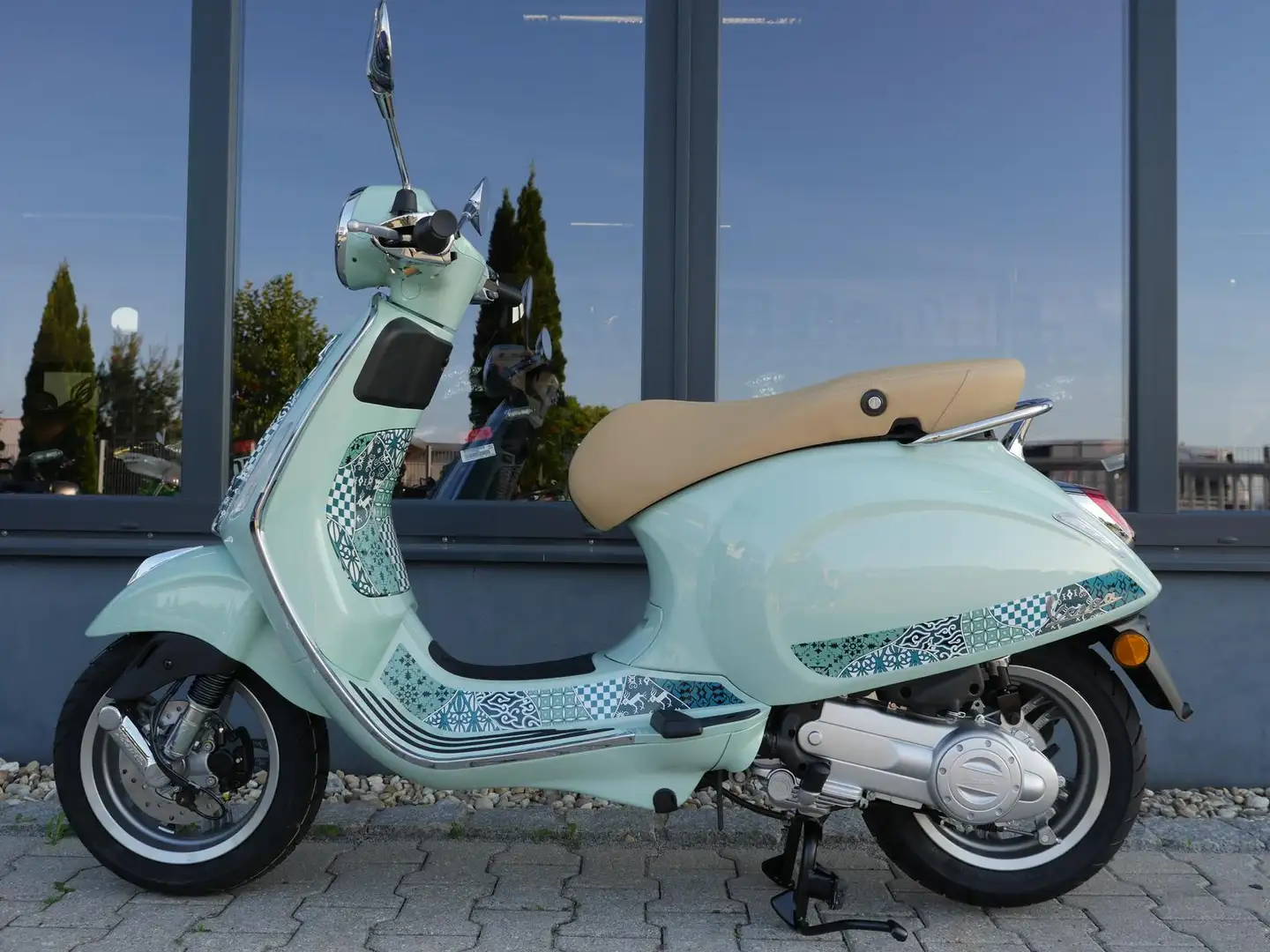 Vespa Primavera 50 Batik - neu - Lager - 2