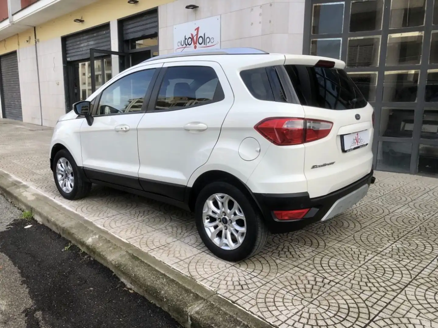 Ford EcoSport 1.5 TDCi 95 CV Titanium Blanc - 2