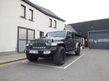 Gladiator 3.0V6  Overland **33000km**