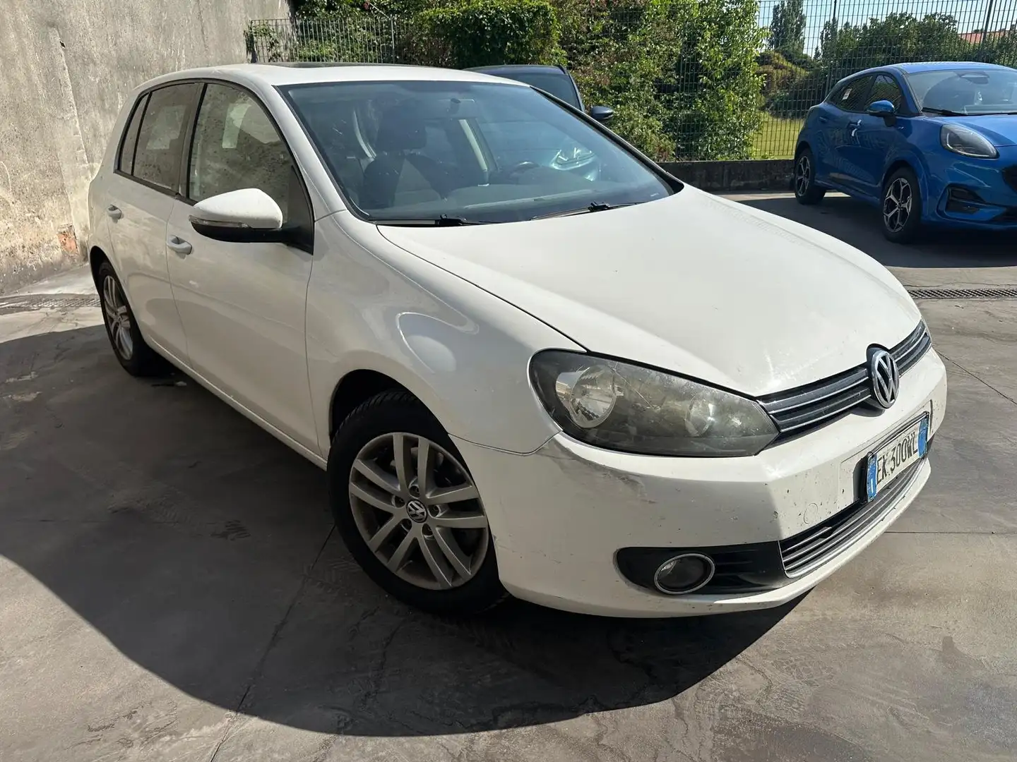 Volkswagen Golf Golf 5p 2.0 tdi Highline 140cv Bianco - 1