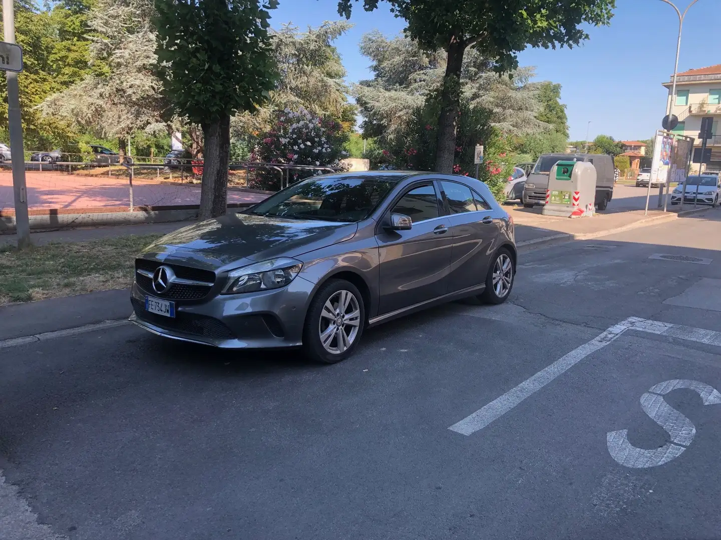 Mercedes-Benz A 180 Executive Grigio - 2