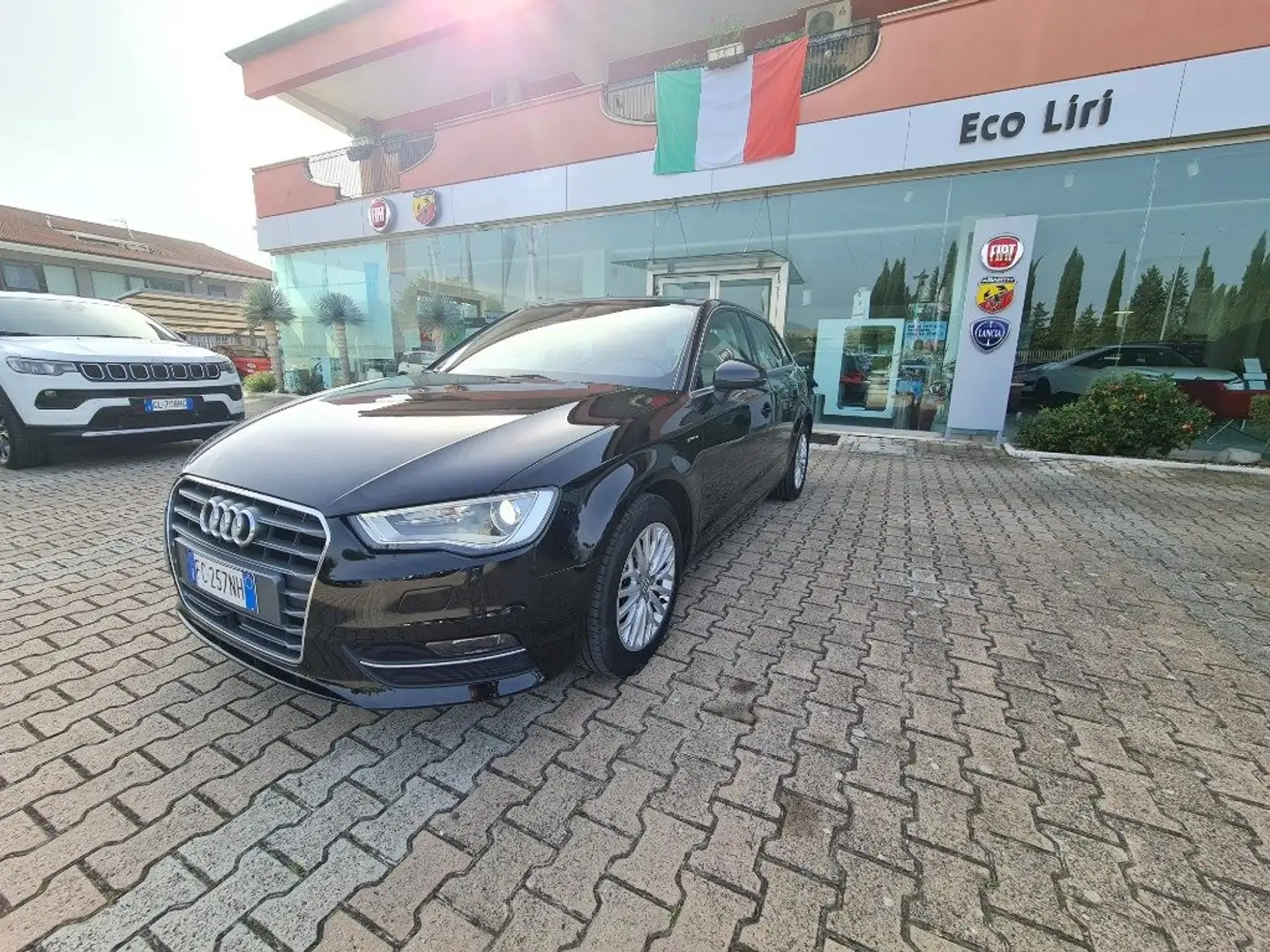 Audi A3 SPB 1.4 TFSI S tronic g-tron Noir - 2