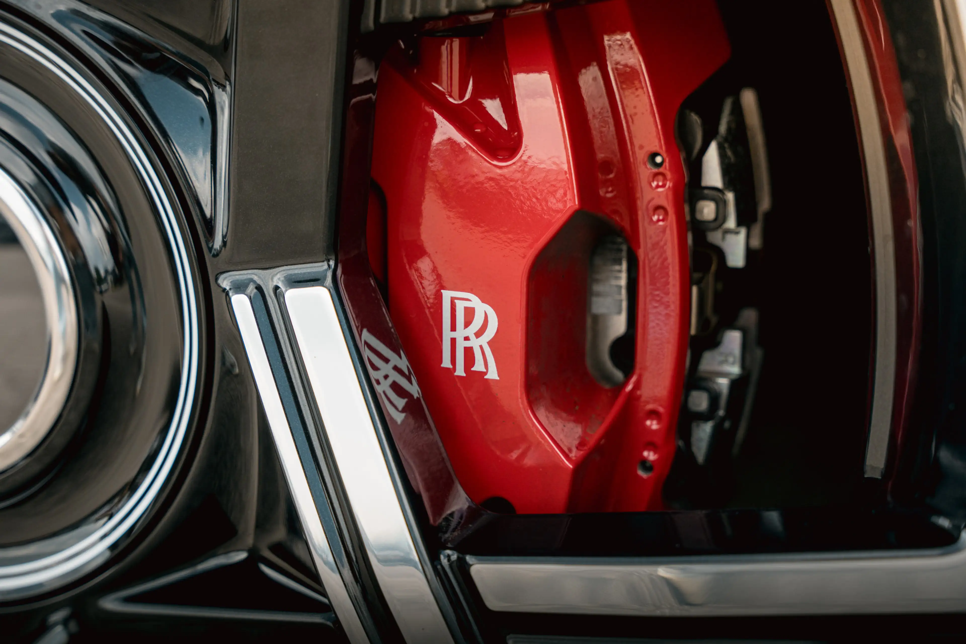 Rolls-Royce Cullinan 6.75 V12 Blackbadge Serie II | Bespoke | Pan.dak | — photo 13