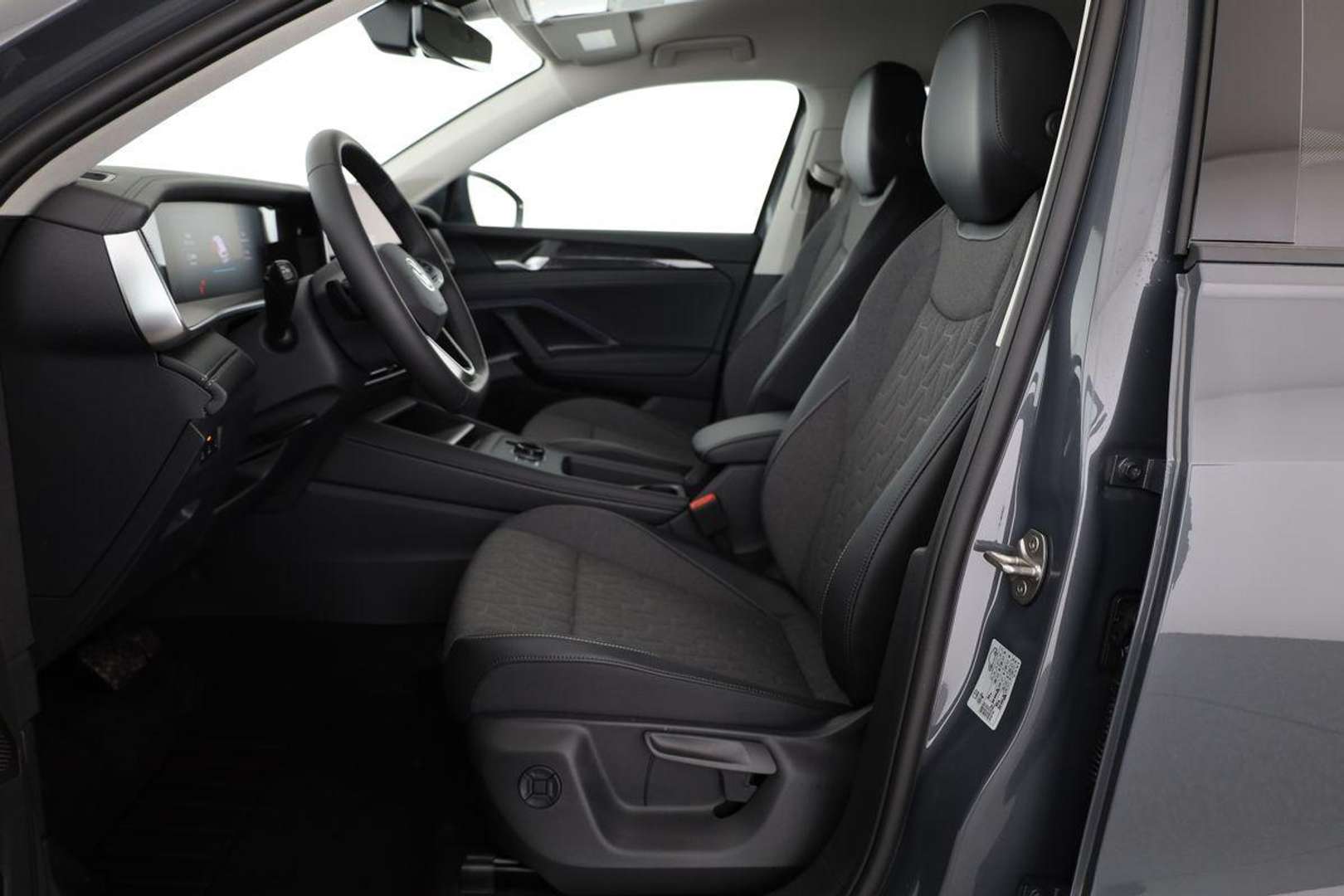 Volkswagen T-CROSS EHybrid Life - 2025 - Joinsteer - #9